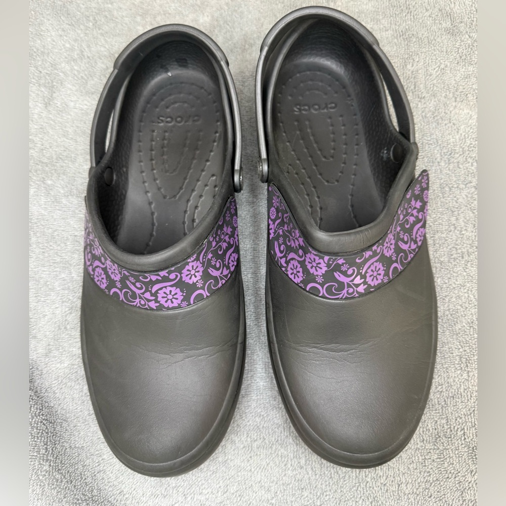 Crocs Mercy Floral Work‎ Clogs Womens Size 10 purple floral band
